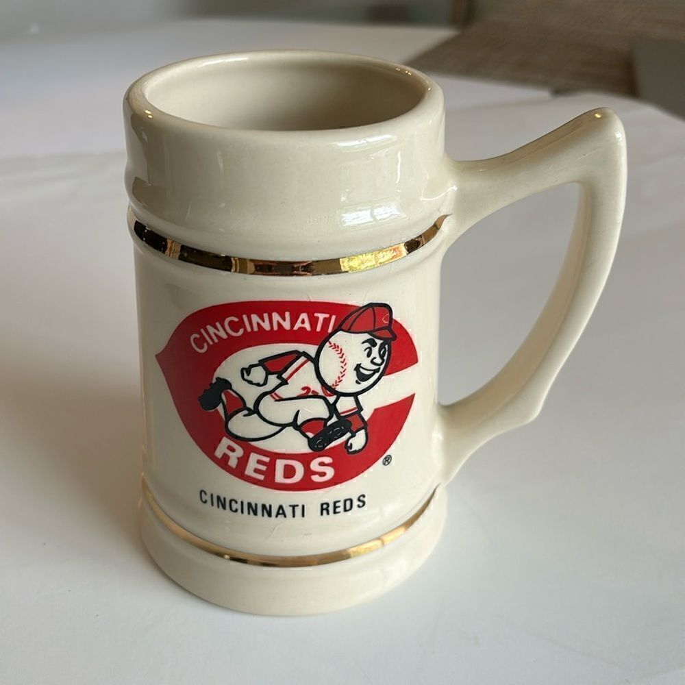 Vintage Cincinnati Reds Retro Logo Team Stein Mug